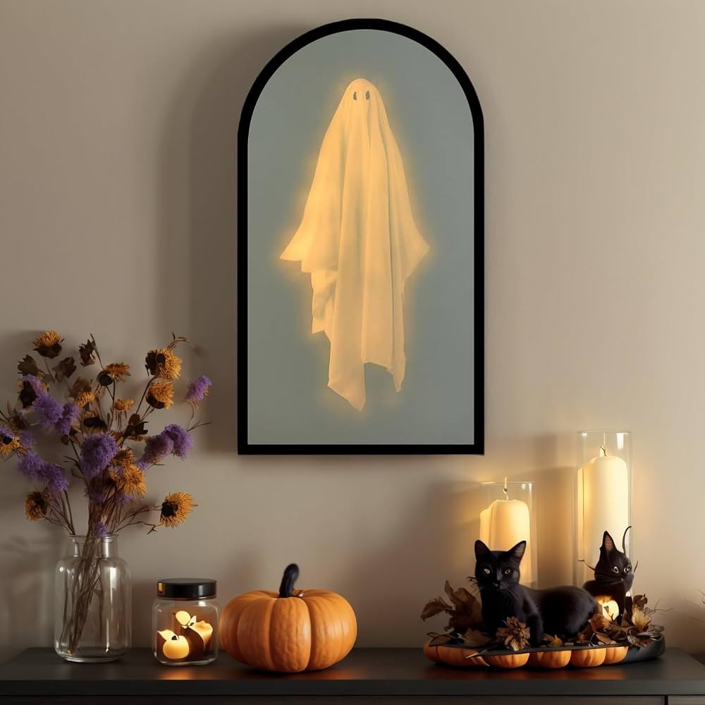 2025 Novelty Hologram Ghost Mirror - Wavy & Round Gothic Wall Decor with Hook | Haunted Bathroom ... | Amazon (US)