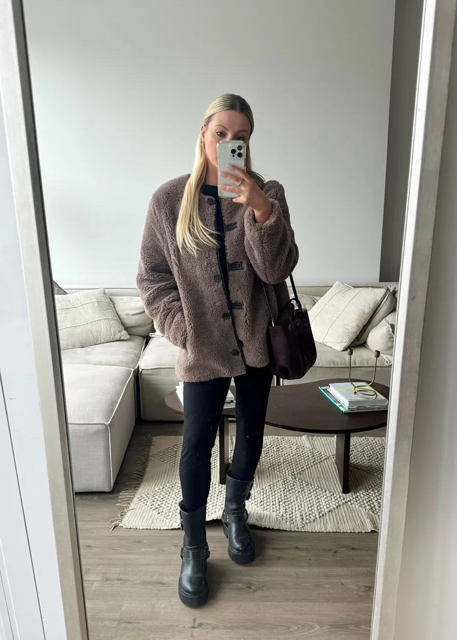 Similar jacket 50% off this weekend only! 

#LTKSaleAlert #LTKootd