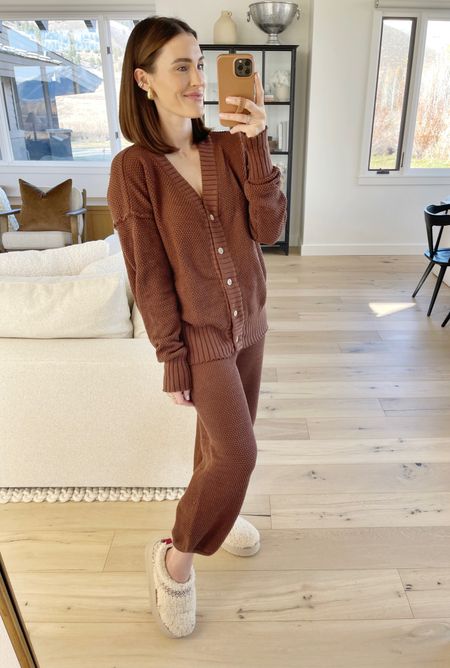 FASHION \ new loungewear set from Amazon that I’ll be living in all fall and winter!🤎 Wearing a M in the color: brown. Under $50!

Mom outfit 
Cozy sweater cardigan 

#LTKSeasonal #LTKfindsunder50