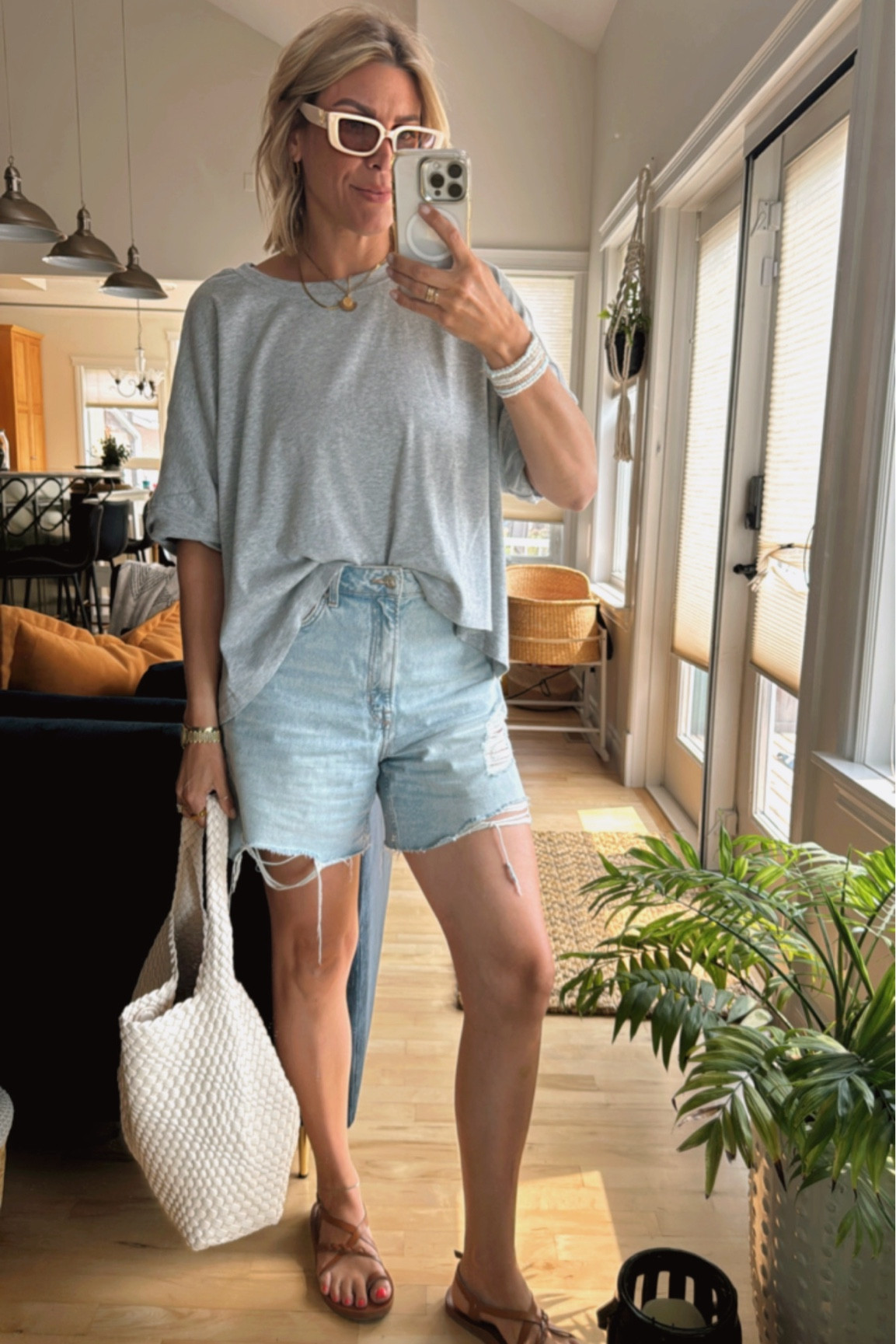 The perfect basic tee👌🏼

#LTKcanada #LTKsummer #LTKstyletip