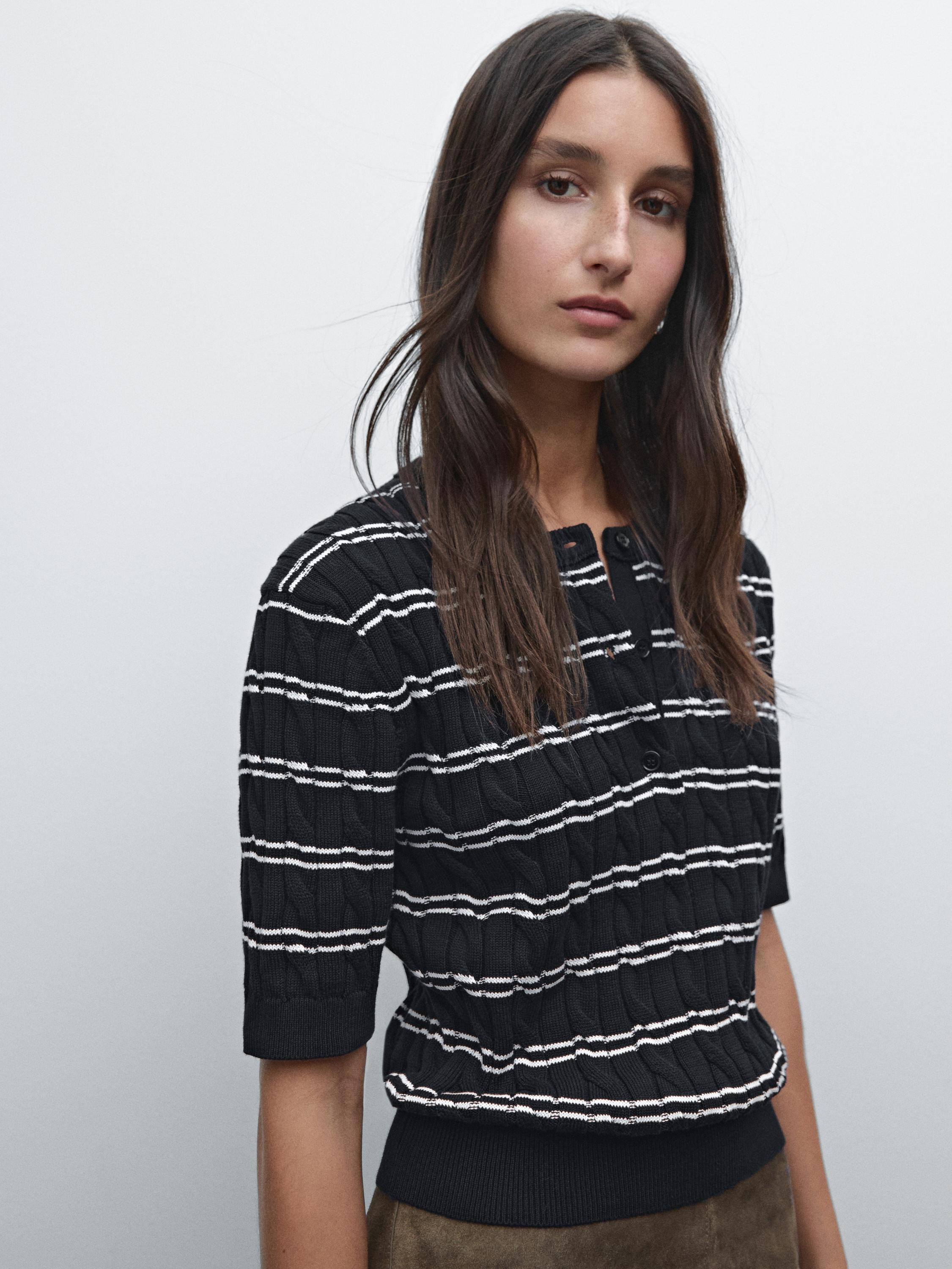 Pullover aus Baumwolle mit kurzen Ärmeln und Streifen | Massimo Dutti DE