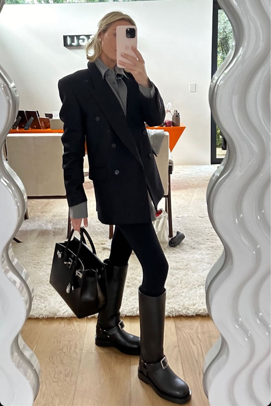 Obsessed with these Burberry boots 🖤 they are perfect  

#LTKitbag #LTKstyletip #LTKshoecrush