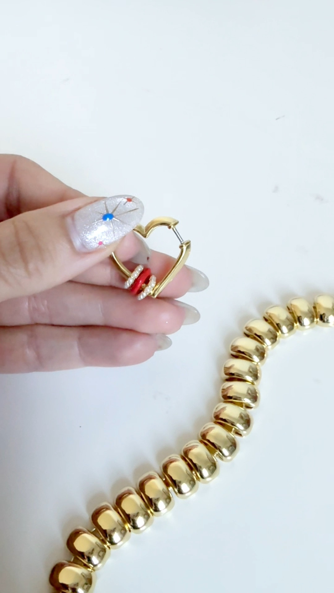 Incredible attention to detail with these beautiful heart hoop earrings ❤️ 

Would make a fantastic gift or final touch to your Valentine’s Day outfit!

Valentines jewelry • valentines gift • heart earrings • valentines earrings 

#LTKootd #LTKValentine #LTKgrwm