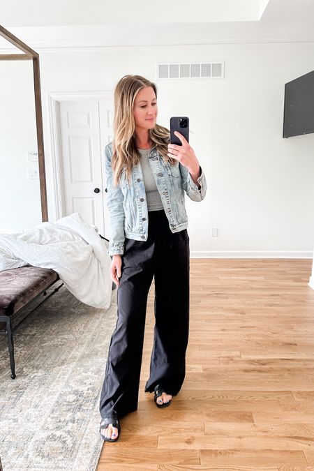 OOTD 
These wide leg pants are my favorite to feel chic and comfy! Linked similar  