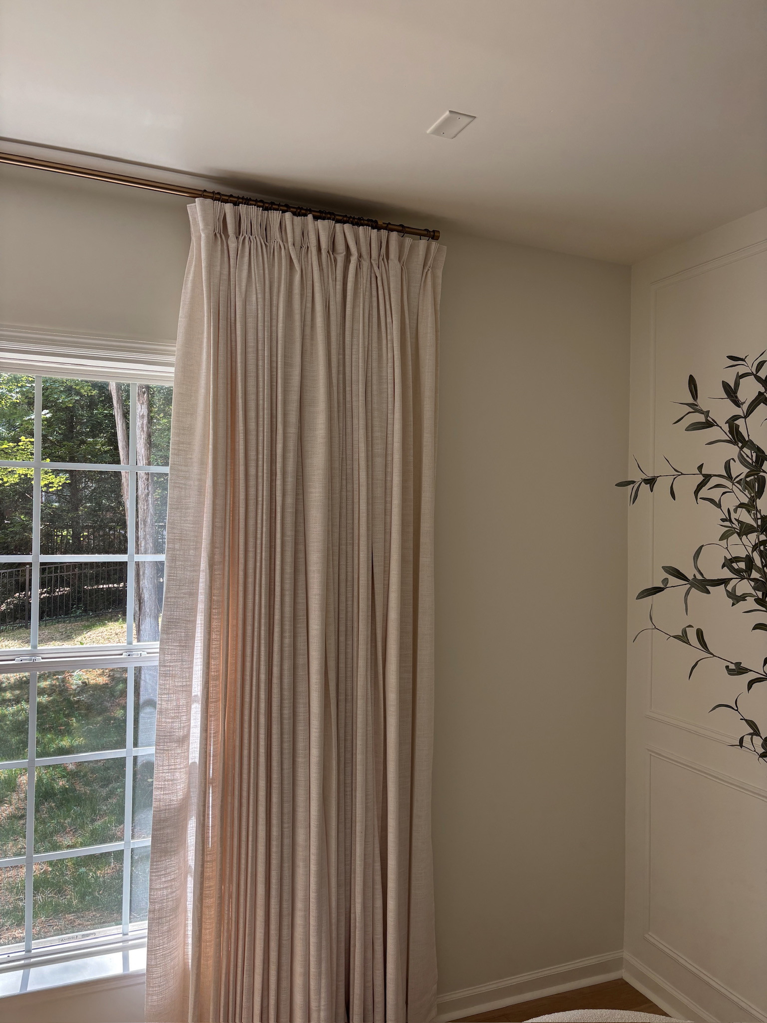Curtains in the new home!!🤎





Home, styling, interior design, decorating, fabric, window, neutral, minimalism, sidneymarieduke

#LTKHome