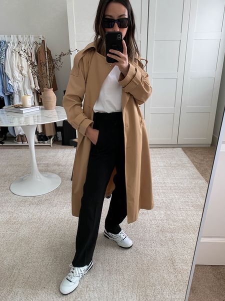New j.crew Kate trousers. Petite trousers. These are fantastic. The length is actually petite-friendly. Very comfortable  too. 

Trench - ASOS petite 00 (old)
Tee - Everlane medium
Pants - J.crew petite 0
Sneakers - New Balance 4.5
Sunglasses - YSL

#LTKshoecrush #LTKunder100