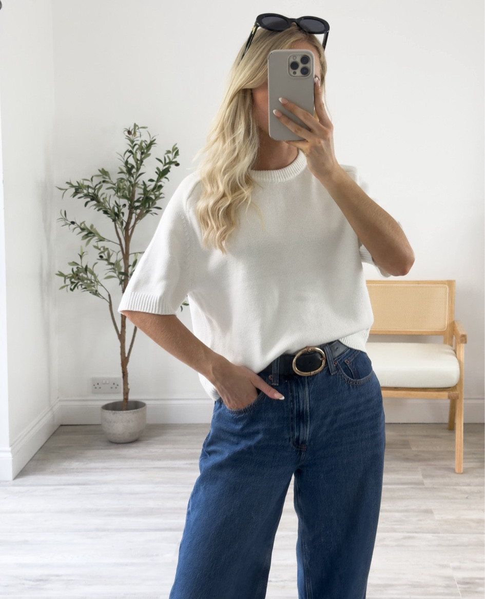 Wide Leg Jeans and a White Tee! 

Transitional Style, Late Summer Outfit Inspiration, Autumn Style, Wide Leg Jeans, Abercrombie & Fitch, White T-Shirt, Wardrobe Staples

#LTKuk #LTKeurope #LTKautumn
