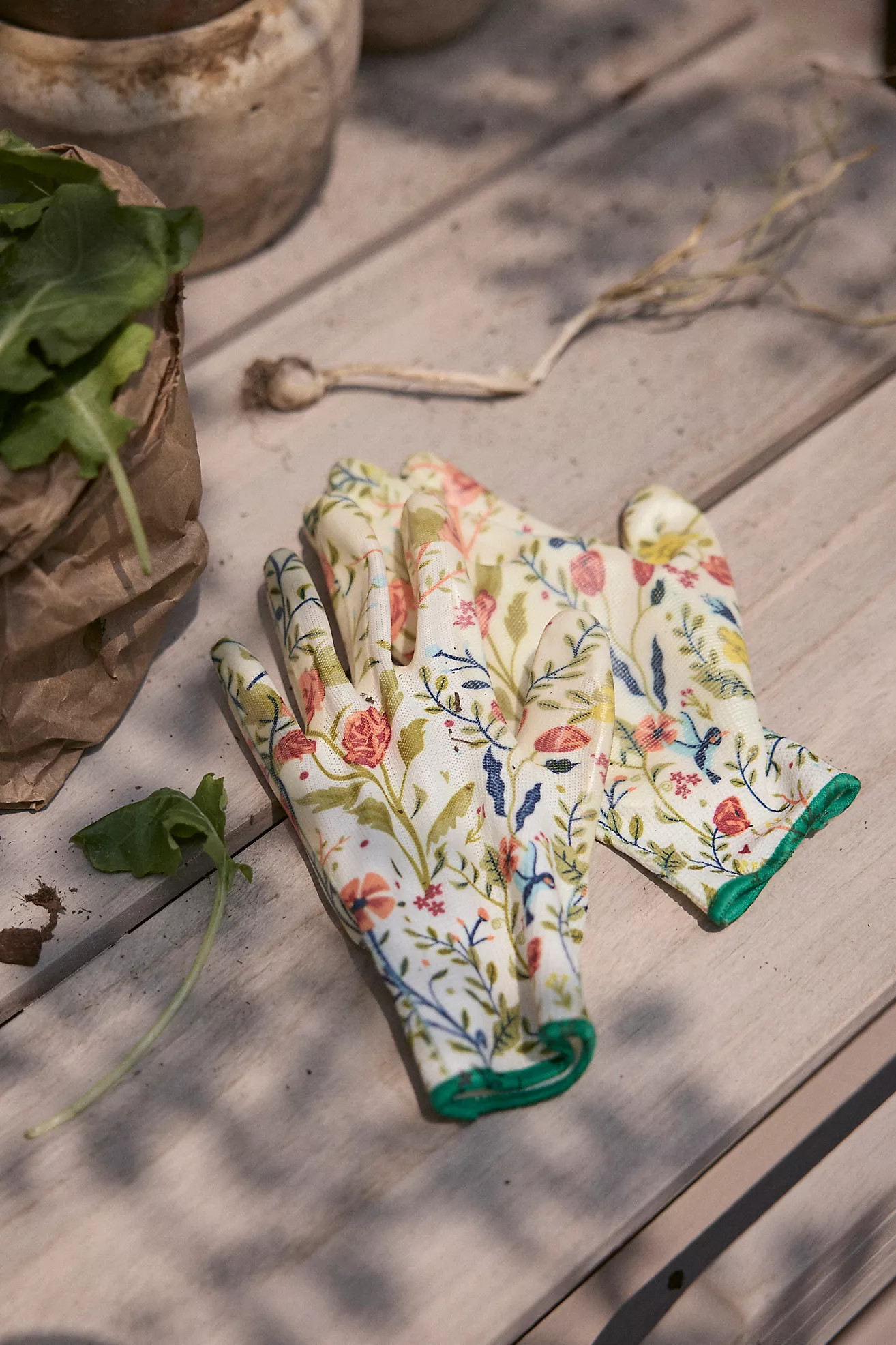Floral Garden Weeder Gloves | Anthropologie (US)