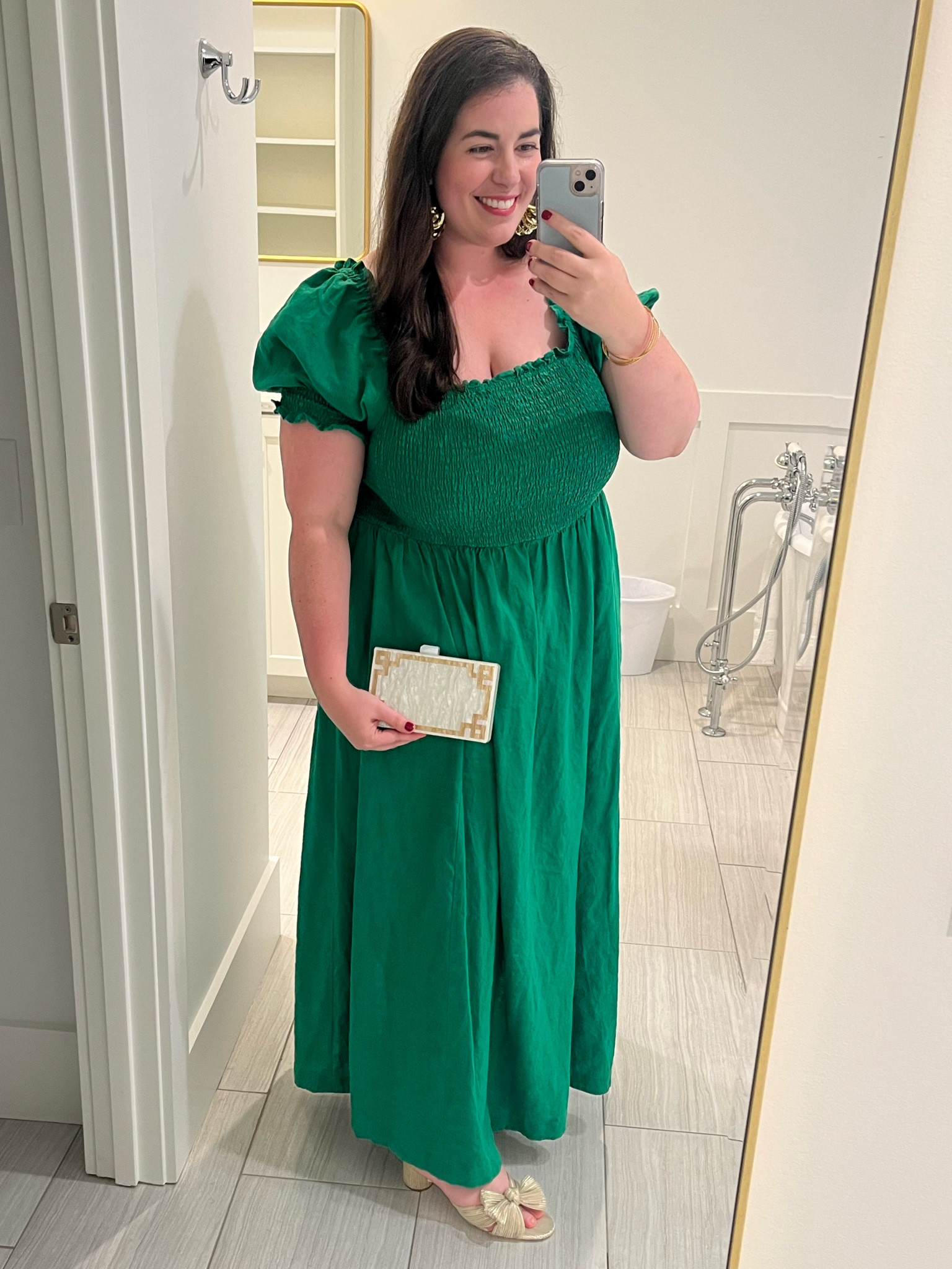 This linen dress is perfect for dressing up or down! The bag is thrifted but I linked very similar ones. Dress is old Boden and 100% linen.#LTKHoliday

#LTKplussize #LTKmidsize
