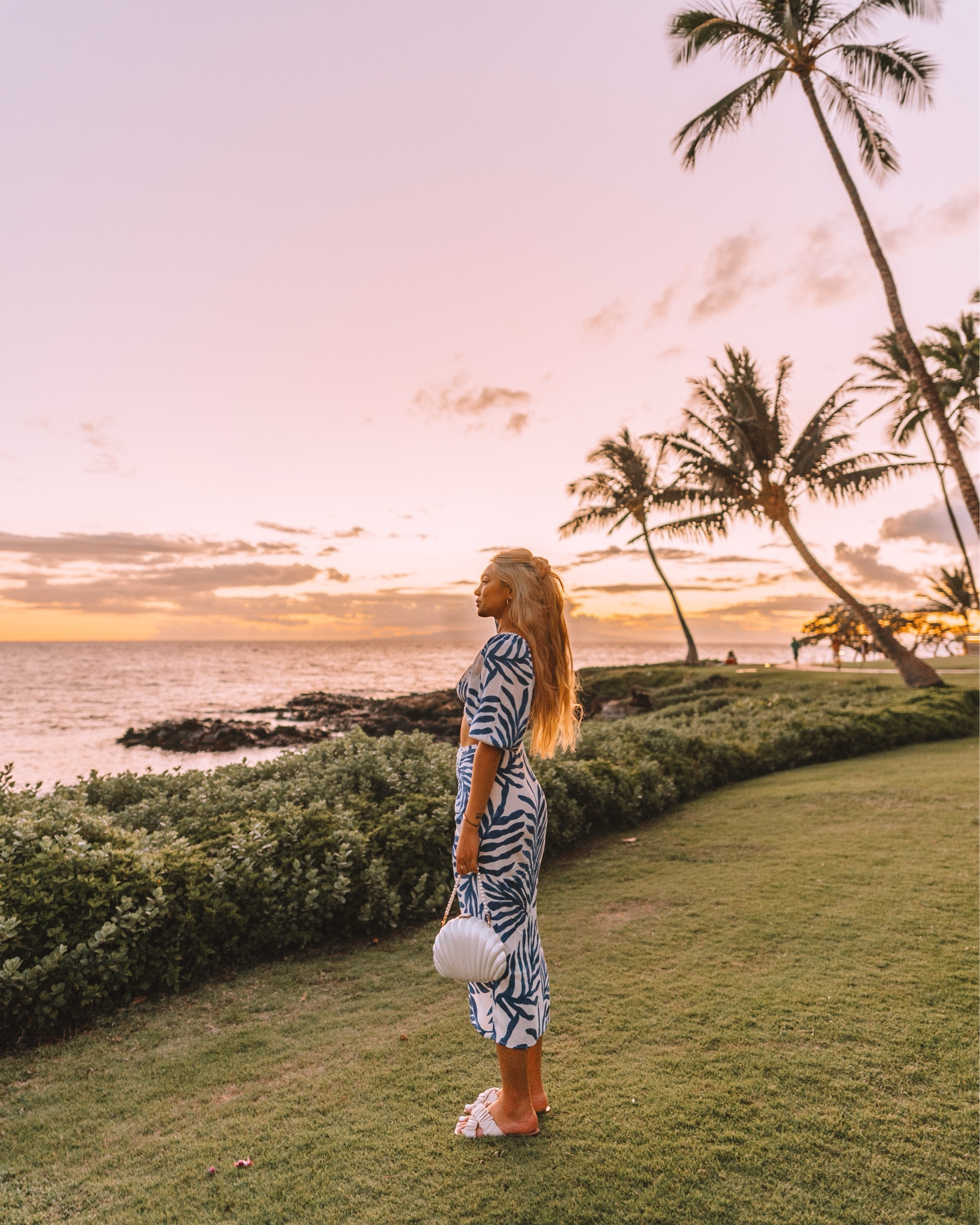 Two piece set perfect for you summer vacation in paradise


Vacation outfit, hawaii outfit, tropical vacation, two piece set, h&m, tropical prints, beach vacation, summer outfit, euro summer, europe trip, greece trip

#LTKtravel #LTKFind #LTKstyletip