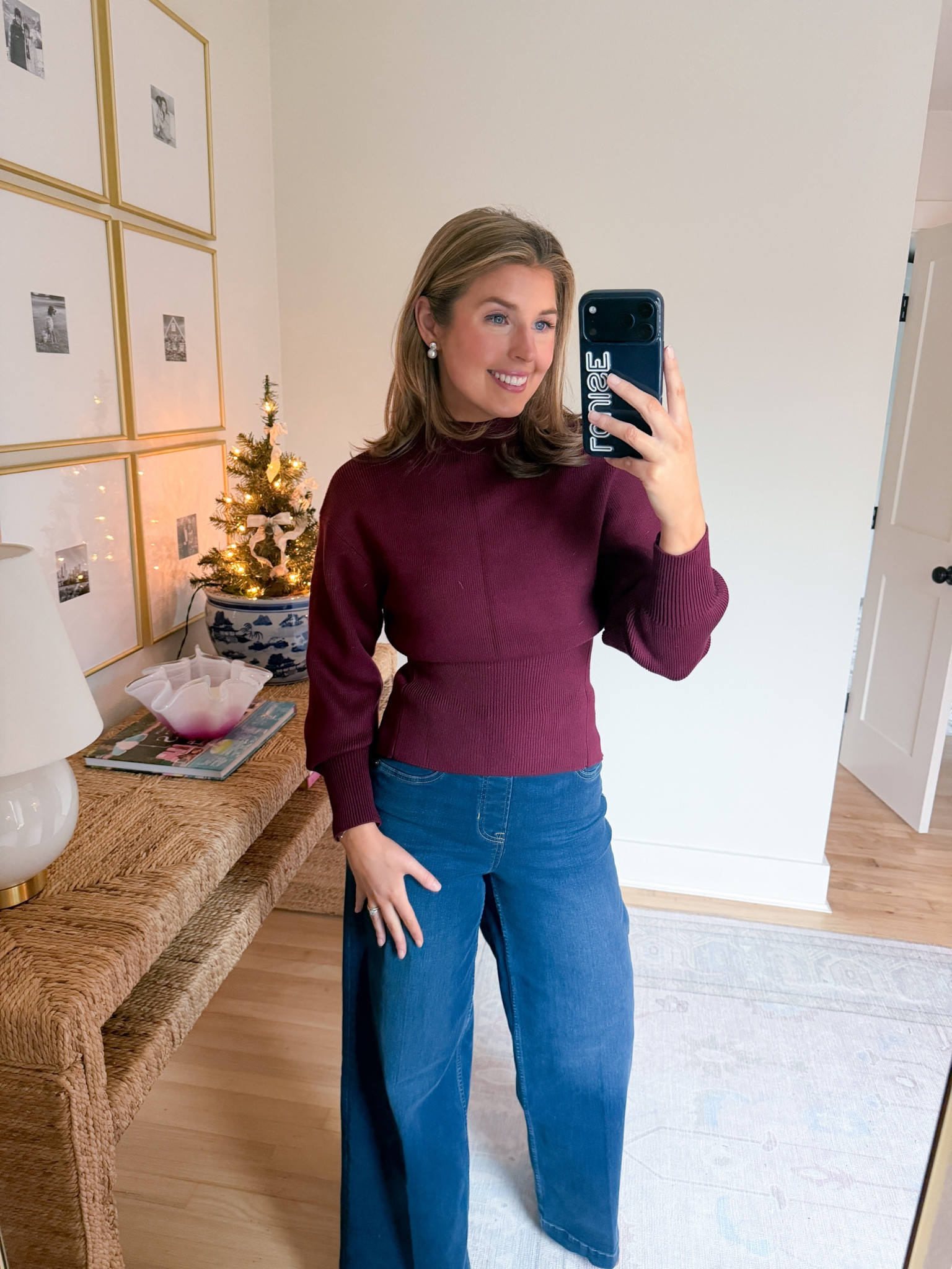 Cute Amazon sweater for winter! Wearing a S