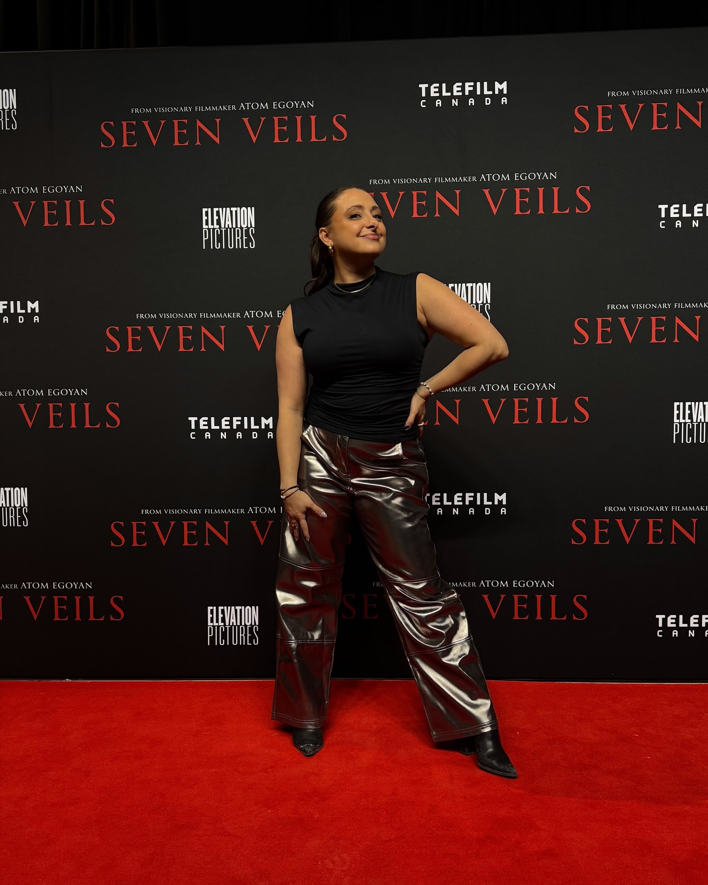 a little commotion for these pants

TOP IS ABERCROMBIE it won’t let me tag it 🙃 

🎬 Seven Veils 
🍿 in Theatres March 7

#movies #redcarpet #outfit

#LTKcanada #LTKFashionMonth #LTKpetite