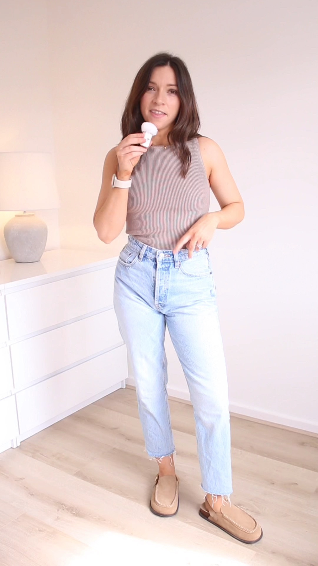 The top from Abercrombie you need in your wardrobe this spring / summer 

Use AFXLTK for 20% off 

The ultimate nice top and jeans outfit 

It’s from Abercrombie - it’s the ottoman slash neck top

Gorgeous quality - really thick, I would size down if you’re petite like me

I’m wearing size XXS and im a Uk 6/8 

Love it!! 

#LTKxAbercrombie

#LTKstyletip #LTKVideo #LTKeurope