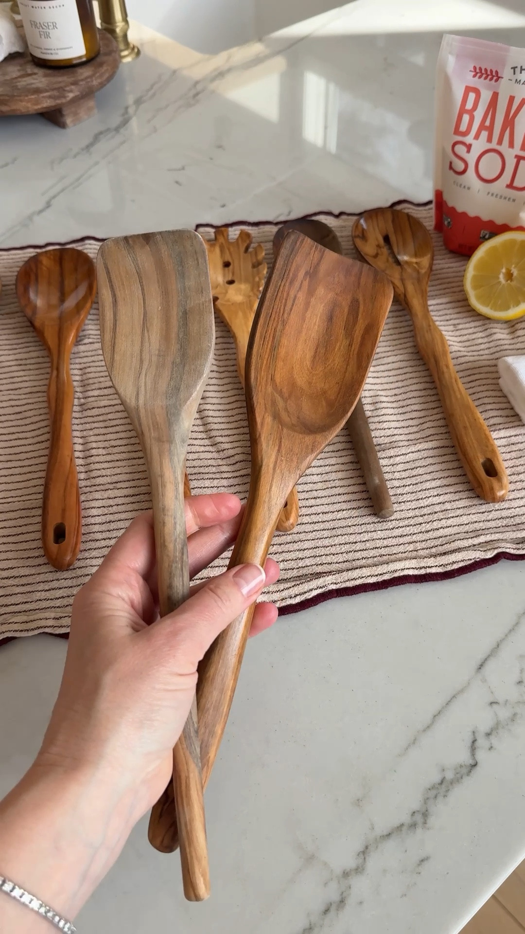 DIY cleaning and moisturizing my wood utensils in the kitchen 👏🏻

Non-toxic
Home


#LTKHome