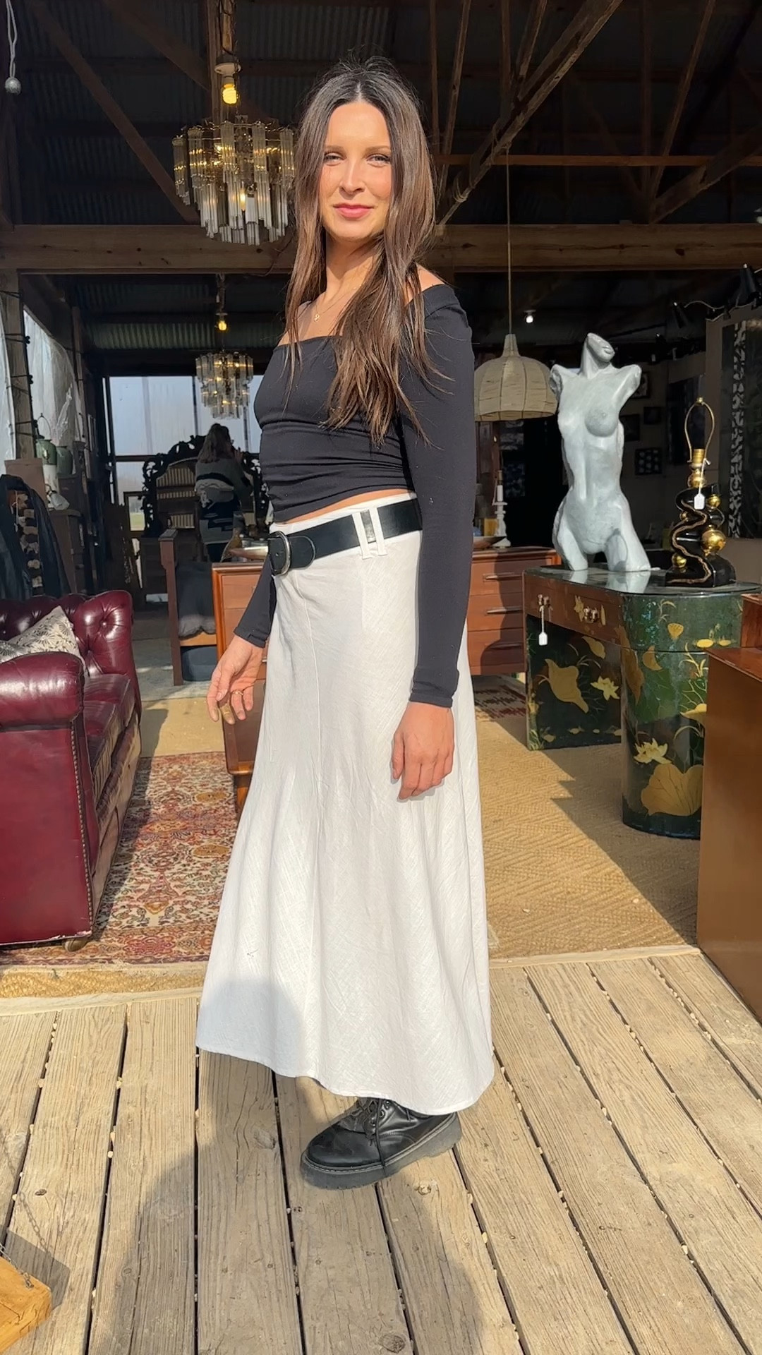 Does this outfit make me look like an antique dealer?!

Side note this whole line from Free People called “clean lines” (the top I’m wearing) is so flattering and comes in so many different styles! Most actually have a built in bra too!!

If you’ve ever been to or heard of Round Top Antique Show then you know then number one question I get asked from people coming in is, “what do we wear??” At this show it’s as much about the fashion as it is the shopping. Now I’m not sitting here saying I had great outfits by any means but if you know me you know that though I’m a vintage dealer now, fashion was my first love 🖤 if you want to see more of our looks from the show or have any questions about what to wear, comment below and I’ll make some more videos 🫶🏼

#LTKunder50 #LTKunder100 #LTKFind