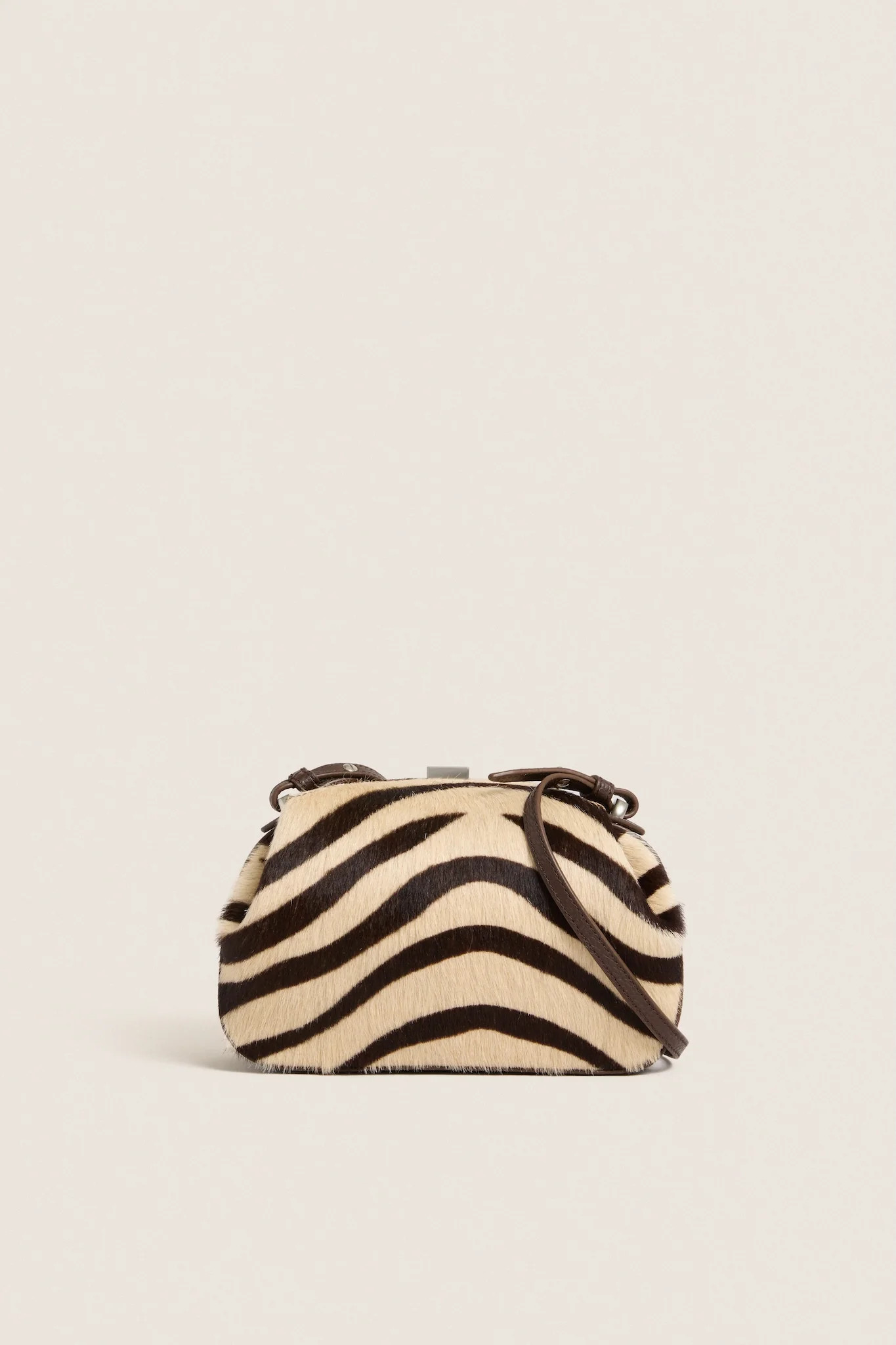 Savanna Oyster Clutch Mini | Tuckernuck (US)