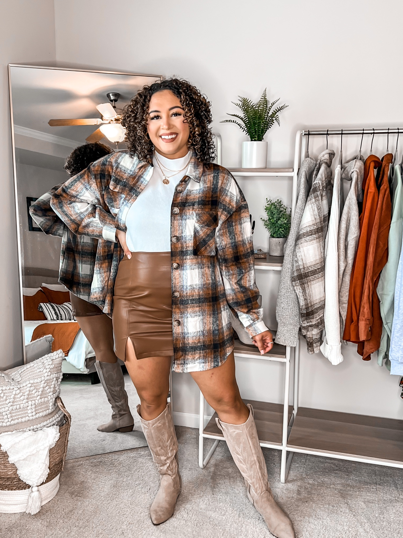 Wearing a size large in everything! 

Amazon fashion, leather skirt, western boots, mock neck, flannel, shacket 