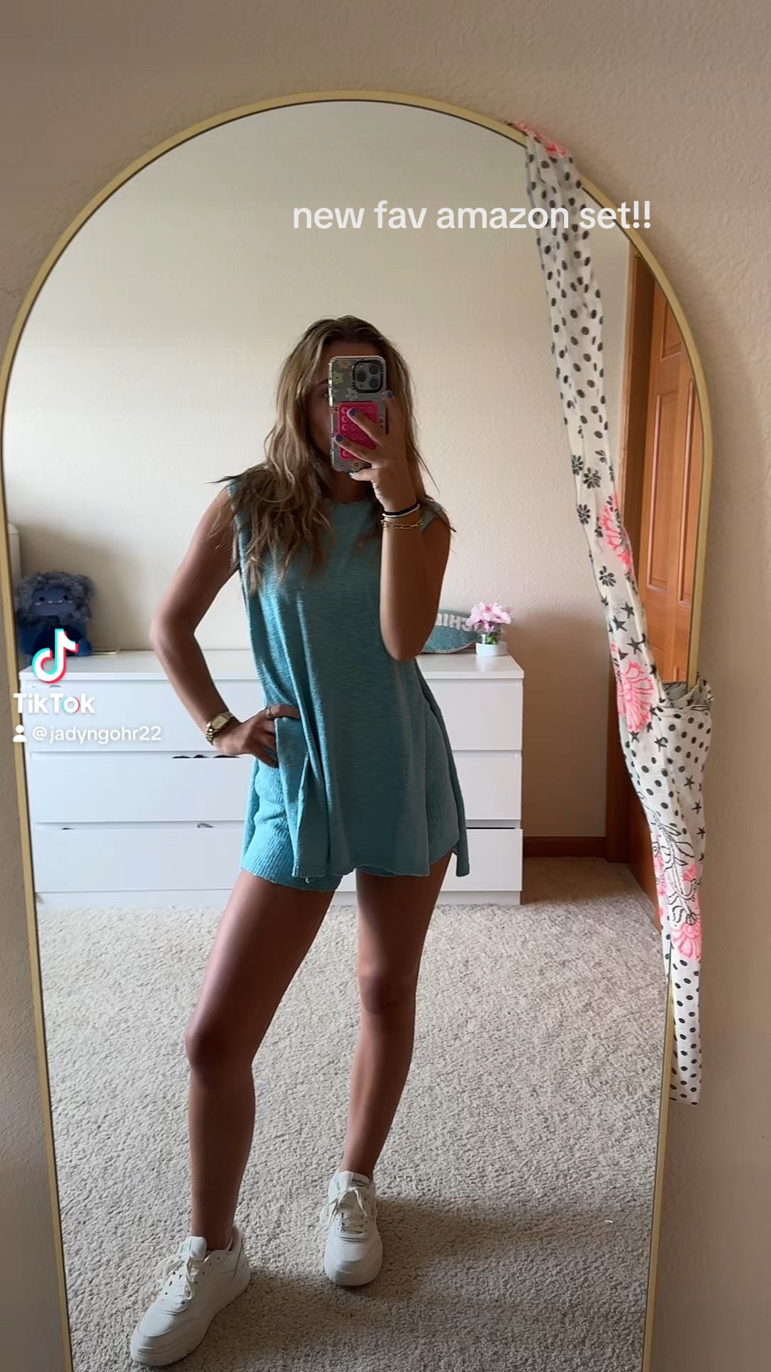 new fav amazon set it’s so comfy cozy 

wearing a size small! 

they have sooo many color options too! 

#LTKFindsUnder50 #LTKSeasonal #LTKStyleTip