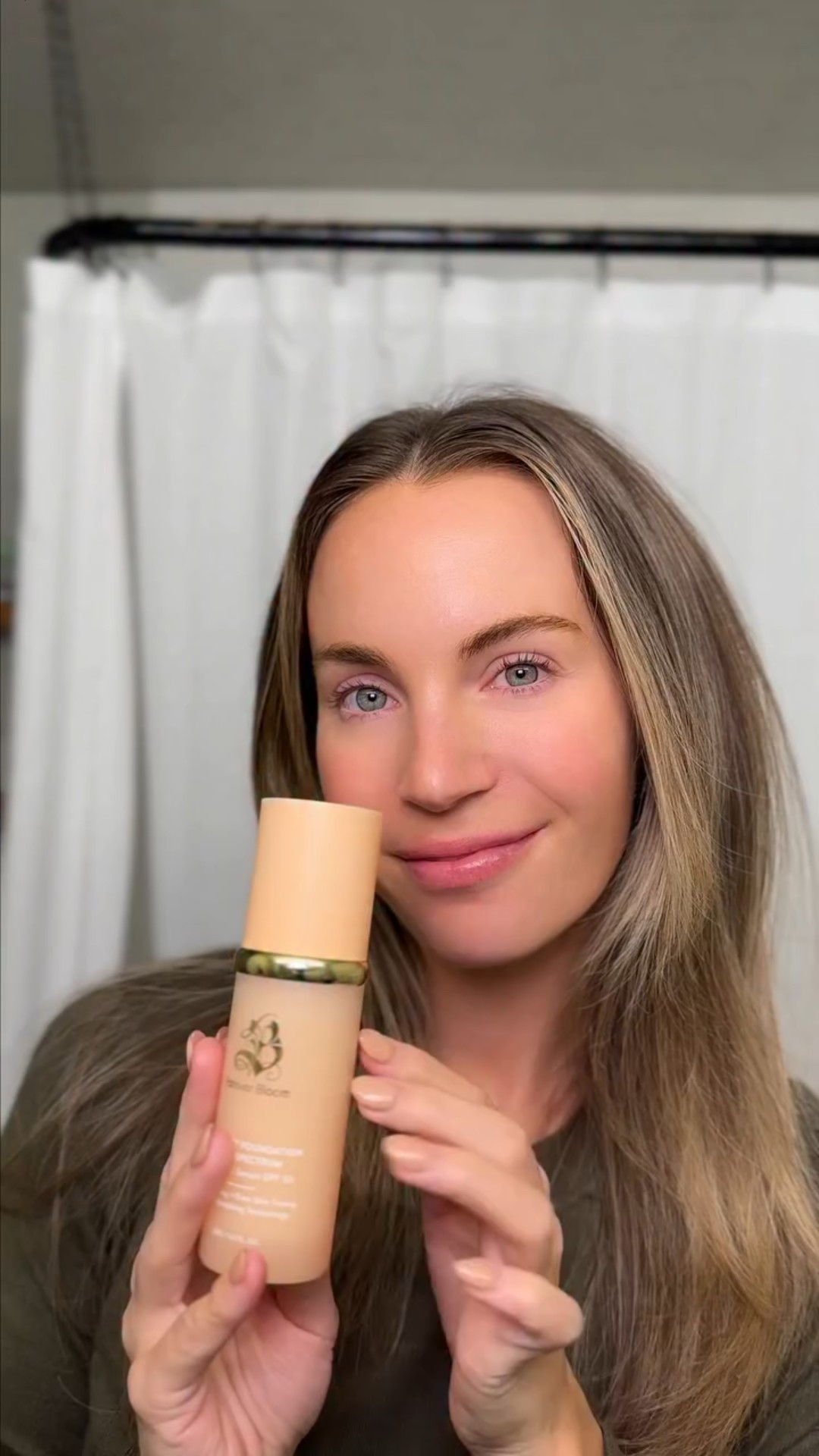 Obsessed with this Forever Bloom Biomimic Foundation🤍
DM me “SHOP” for my LTK link! 💕
#ForeverBloom #CleanBeauty #Foundation #ad #liketkit #foreverbloomskincare #biomimicfoundation