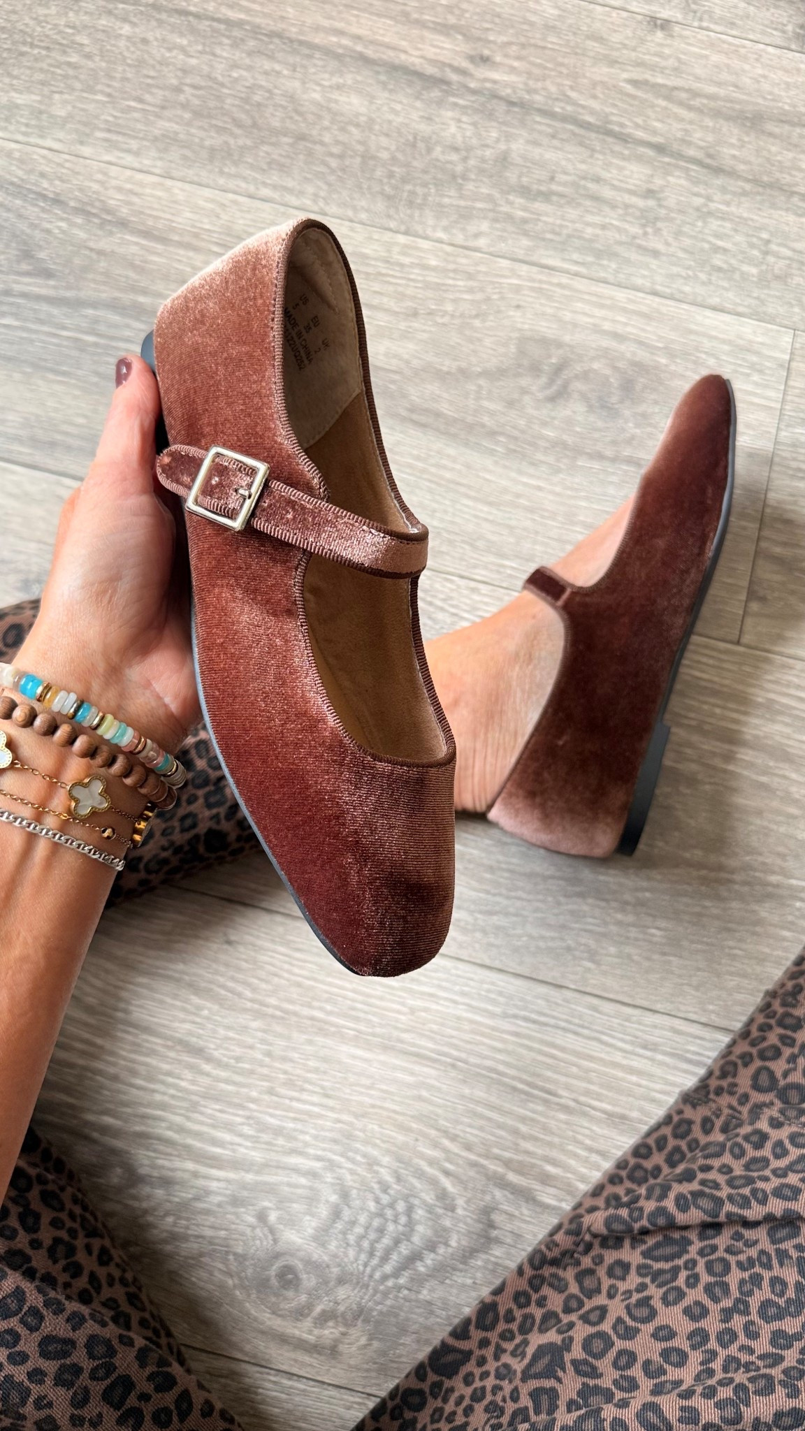 Just the perfect velvet ballet flats! Run tts 

#LTKFindsUnder50 #LTKShoeCrush #LTKSaleAlert