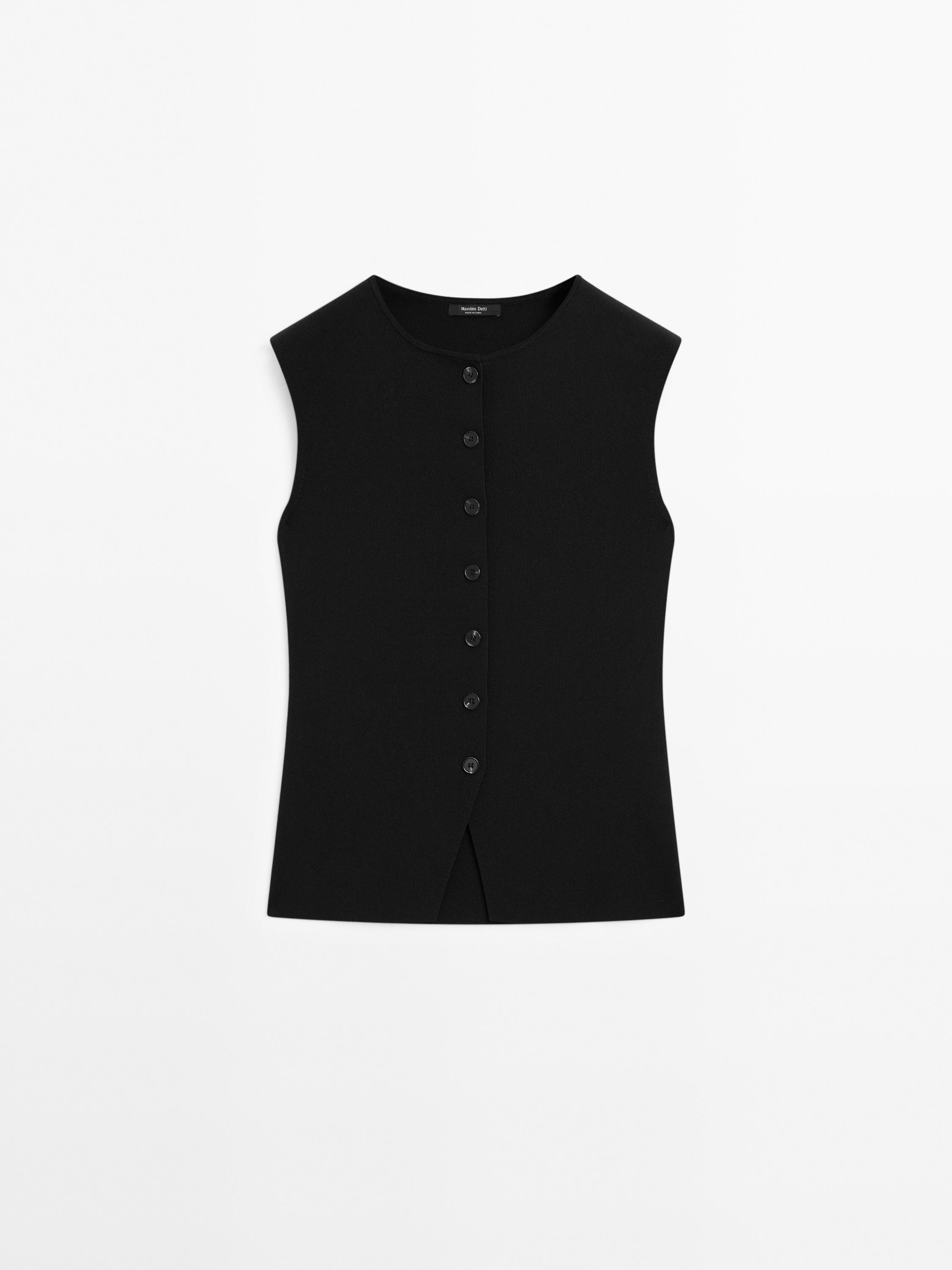 Tailored fit knit waistcoat with buttons | Massimo Dutti UK