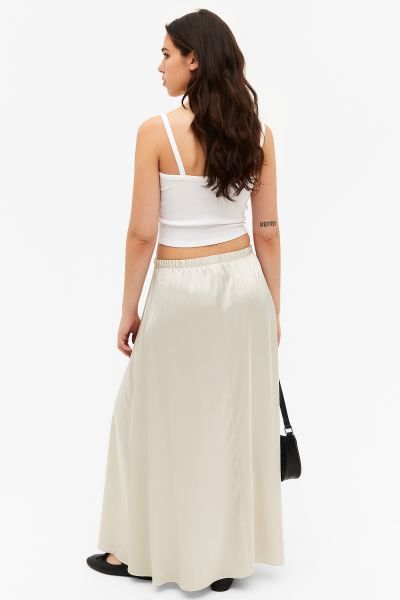 Long satin skirt | H&M (UK, MY, IN, SG, PH, TW, HK)