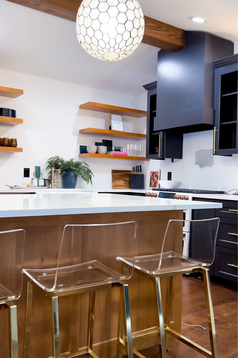 Home, kitchen, stools, counter stool, barstools, acrylic, lucite, gold, modern, decor, sink, faucet 

#LTKstyletip #LTKhome #LTKsalealert