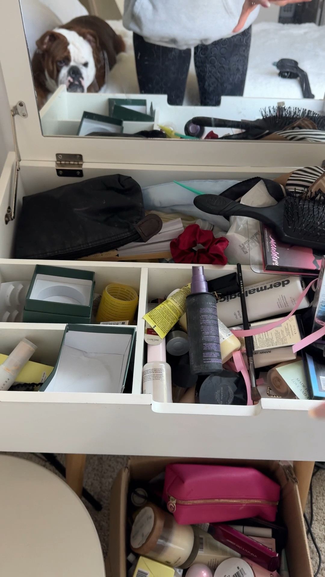 Affordable makeup vanity and drawers for small spaces🫶🏻✨



#LTKbeauty #LTKhome #LTKfindsunder100