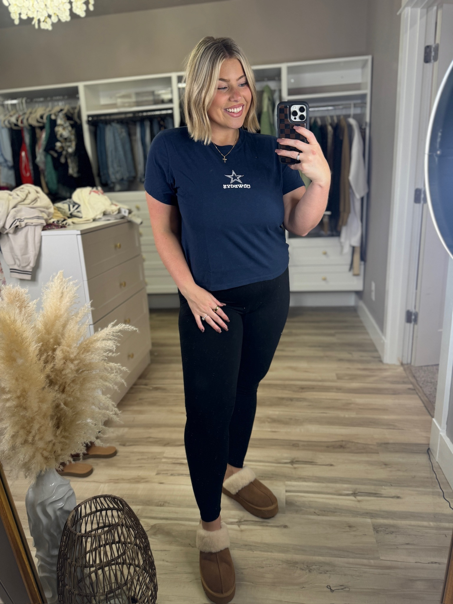 Abercrombie NFL line out now - just in time for football season 🏈💕

Abercrombie fashion / Abercrombie finds / fall fashion / fall styles / graphic tee / under $50 / midsize mom / mom fashion / football game / leggings / everyday outfit / mom on the go / running errands outfit 

#LTKMidsize #LTKFindsUnder50 #LTKSeasonal