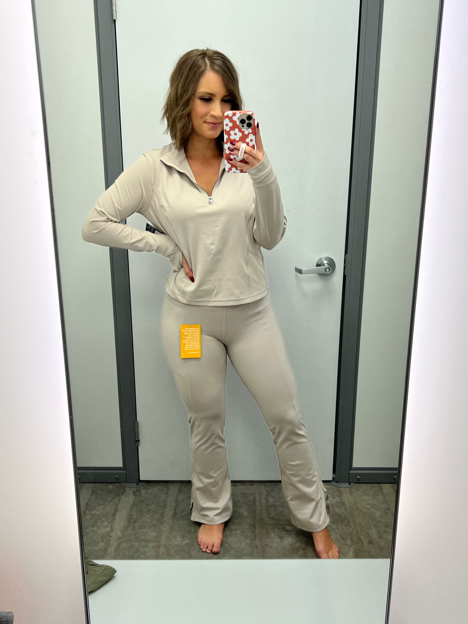 Pants are a little tight but didn’t have my size 😂. I need a medium in the pants and top. Both come in several colors. Pants have a pocket on the side  

#LTKSeasonal #LTKfindsunder50 #LTKfitness
