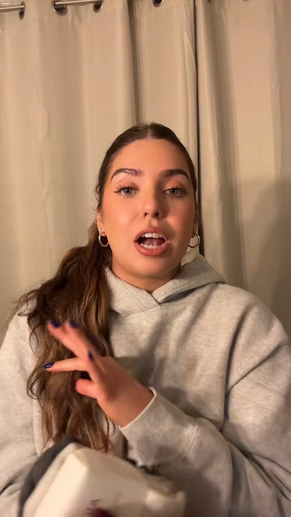 Aritzia socks are the BEST!! And they’re $9.99 right now!! 

#LTKstyletip #LTKcanada #LTKwinter