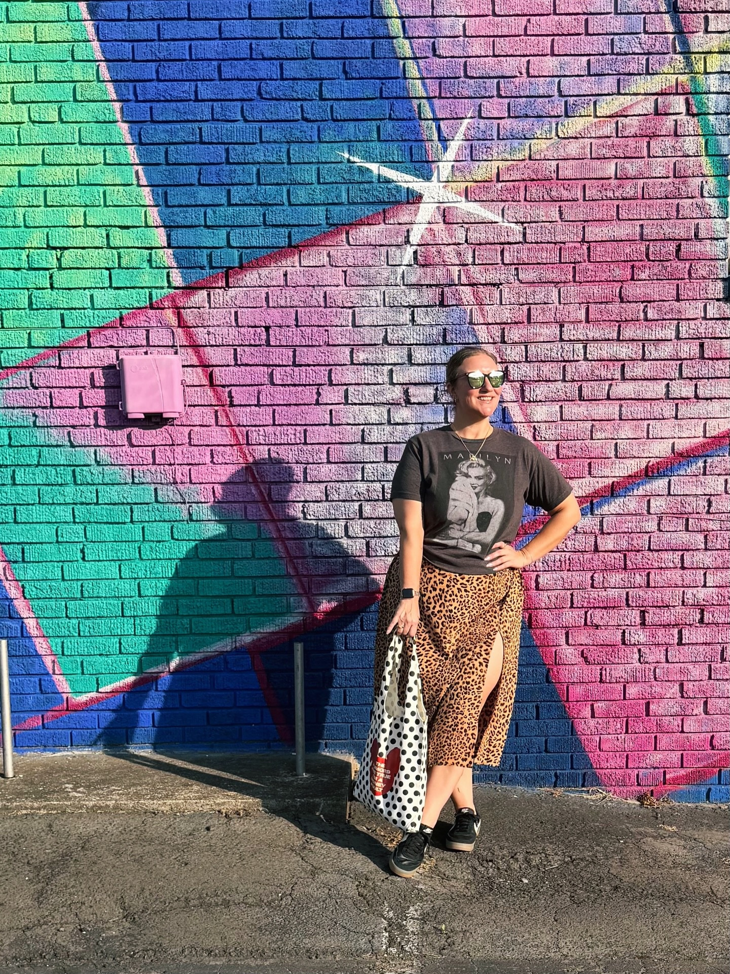 Had a real Adam Sandler moment today 🤷🏻‍♀️ 

#adamsandlervibe #momootd #noda #disneyadult #passholderlife