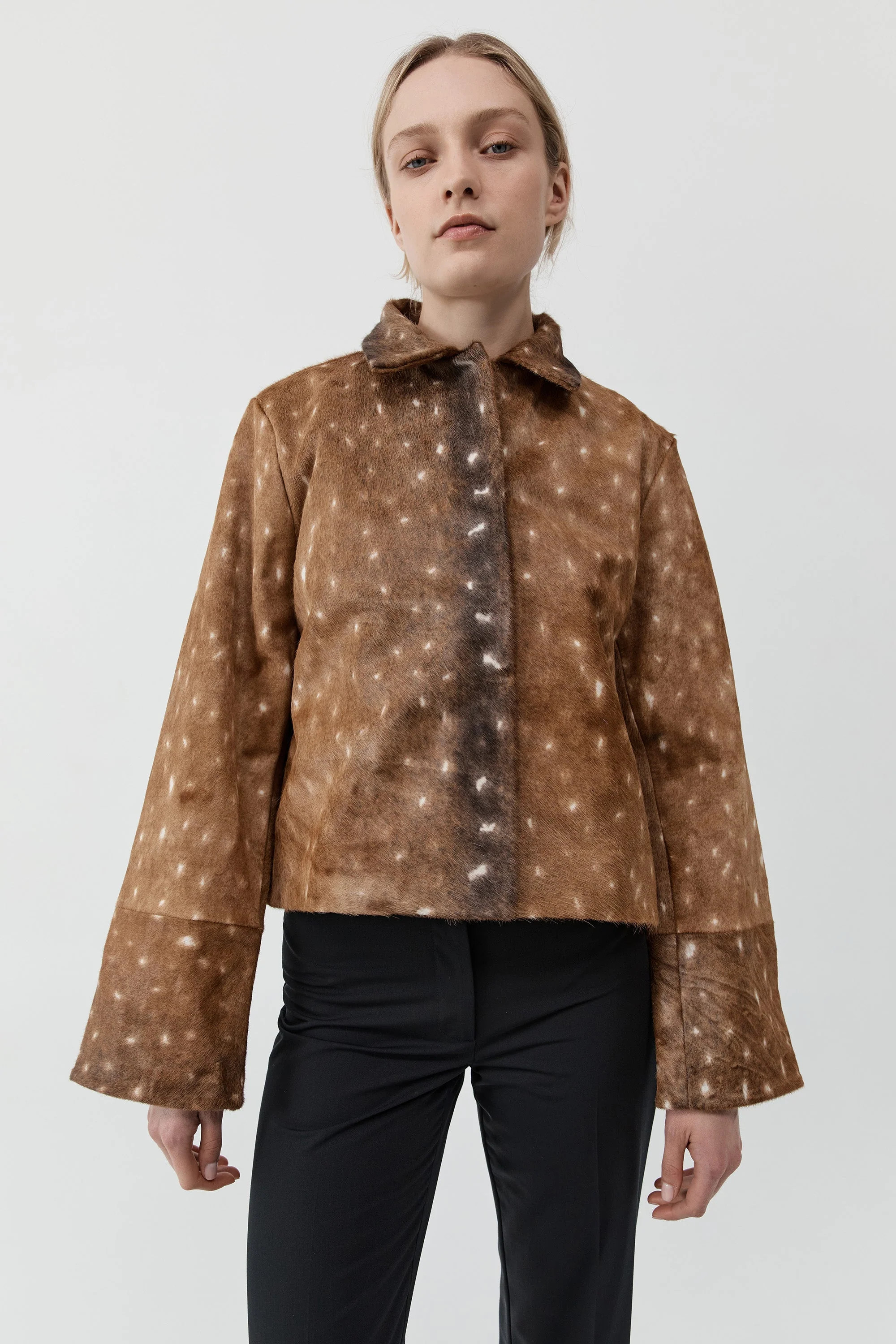 Fawn Minimal Jacket - Almond | St. Agni (US, UK, EU)