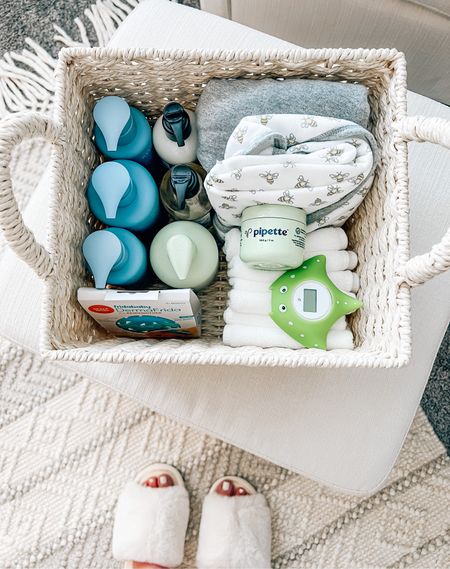 Baby bath basket 🧺🛁
.
.
.
Baby must haves, newborn must haves, baby wash clothes, swaddles, baby lotion, baby shampoo, baby body wash, baby bath towels, tubby todd, baby items 


#LTKfamily #LTKkids #LTKbaby