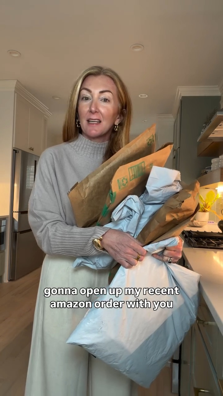 This unboxing had a little bit of everything — a couple of strong everyday wins, one immediate return, a statement piece that surprised me, and something fun I didn’t know I needed until I tried it on.

Real-time try-ons, honest reactions, no fluff.



#amazonfinds #amazonfashion #over40style #midlifestyle #fallstyle @amazonfashion @amazoninfluencerprogram

#LTKootd #LTKOver40 #LTKgrwm