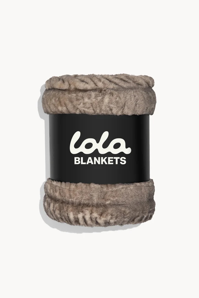 Caribou Tip Dye | Lola Blankets