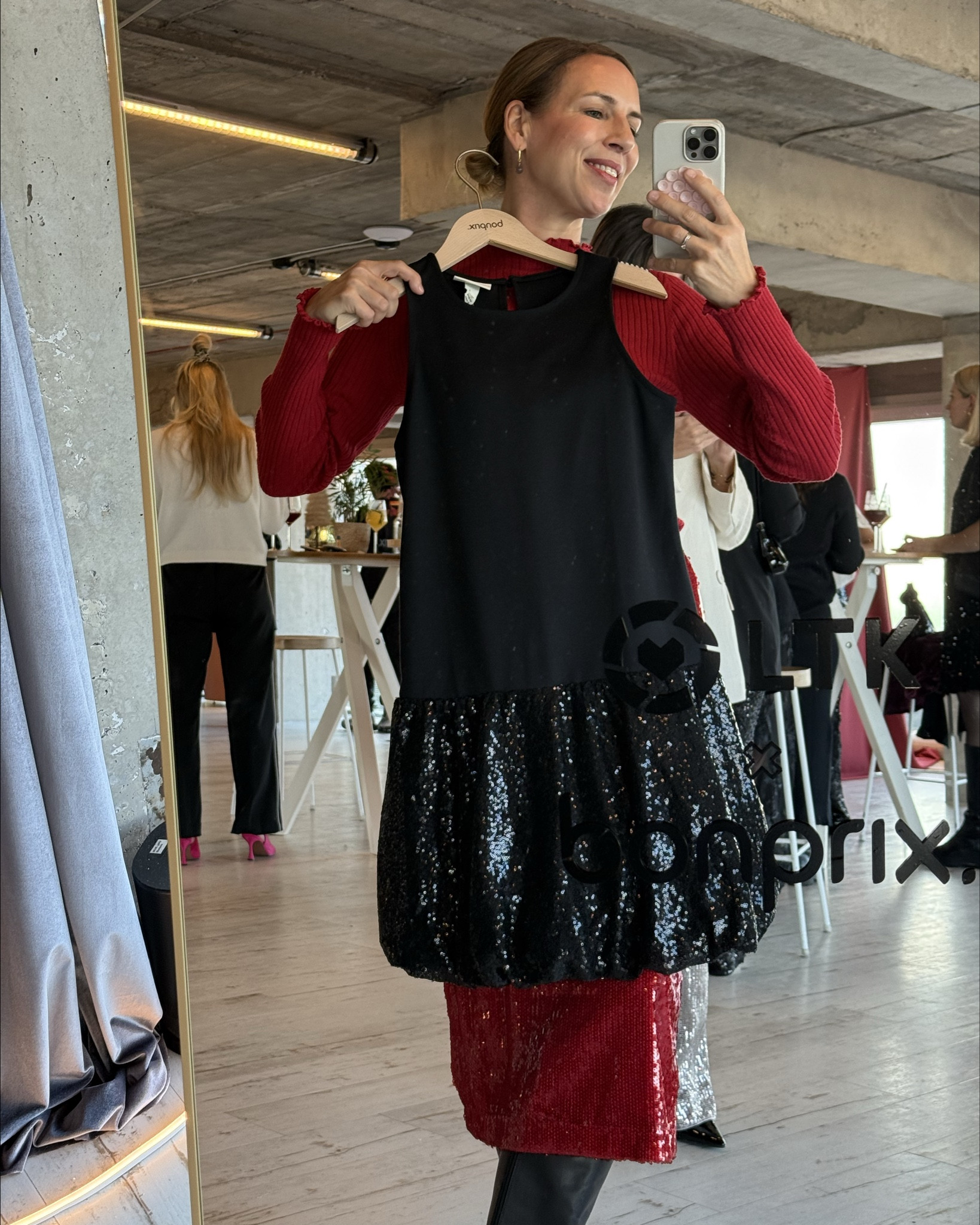 Festliches Pailletten-Kleid
15% mit "SETTE15" 
- vom 05.12. - 07.12. -

#LTKkleider #LTKfestive #LTKstyletip