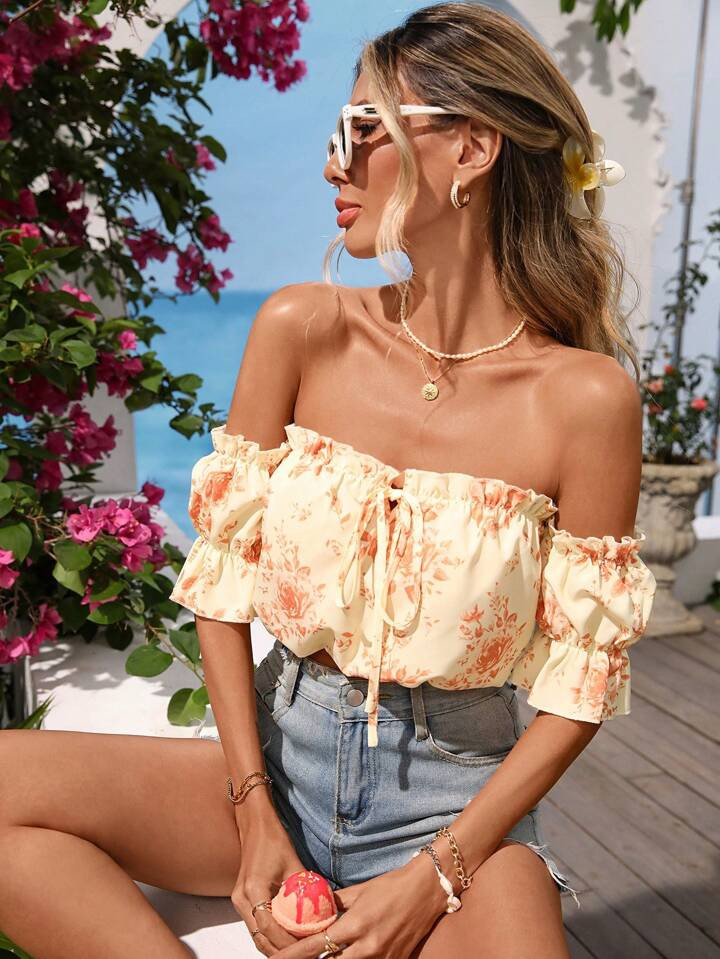 Vivid Eden Women's Floral Print Frill Trim Off Shoulder Short Sleeve Shirts, Summer Holiday Style,Vacation Cute Floral Print Off Shoulder Short Sleeve Shirts,Summer Outfits,Cute Summer Tops,Butter Yellow,Off Shoulder Top,Vacation,Vacation,Vacation Style,Vacation Outfits | SHEIN