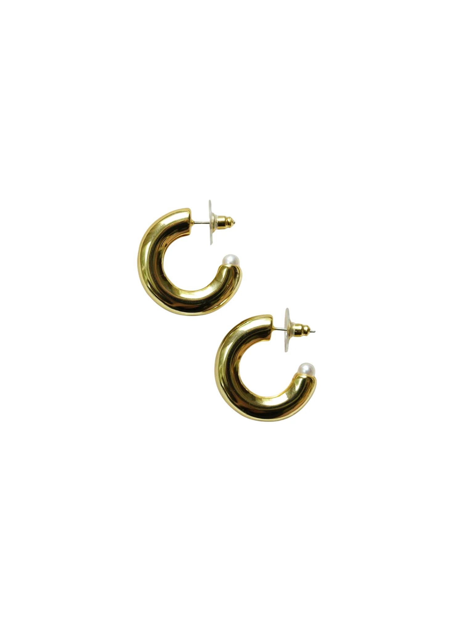Petite chunky golden hoops + pearl | Nicola Bathie Jewelry