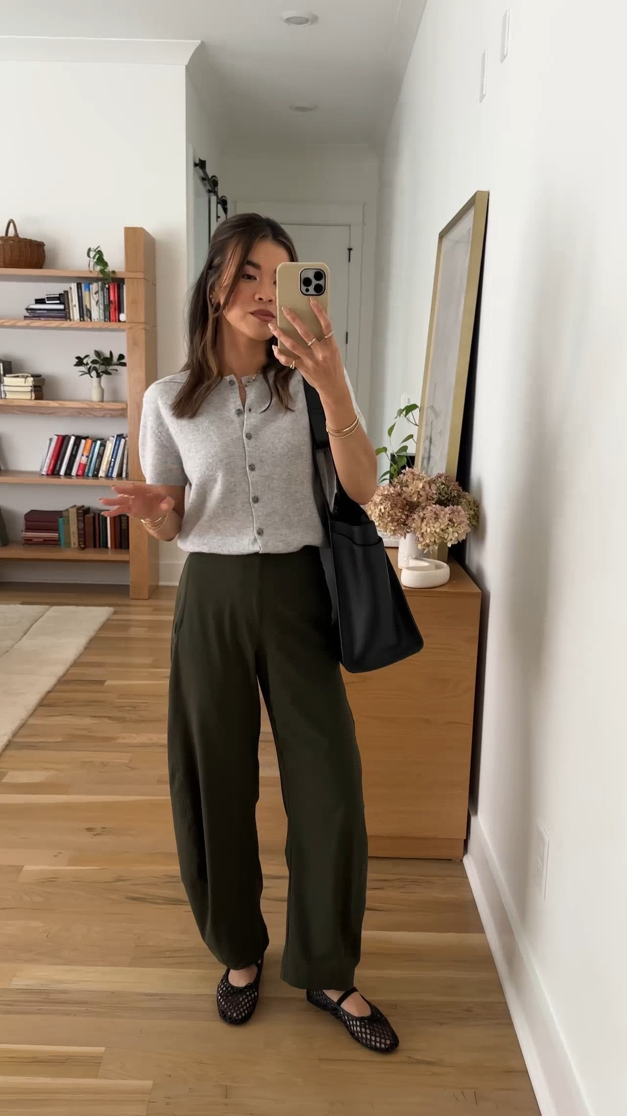I love how comfy these @Ruti pants are! Some of my favorite pants at the moment.

Sizing info:
-Aritzia Bare Chasmere Noteworthy Shortsleeve Cardigan (Small in Heather Chrome) 
-Ruti The On The Loose Work Pants (Size 0 regular in Verdant)

transition tops, autumn tops, early fall tops, lightweight sweaters, petite fashion, mom outfit, mom style, petite pants, petite outfit ideas, petite outfits, best pants for petite, fall style, autumn outfits, barrel pants for petite, aritzia tops,

#LTKootd #LTKSeasonal #LTKPetite