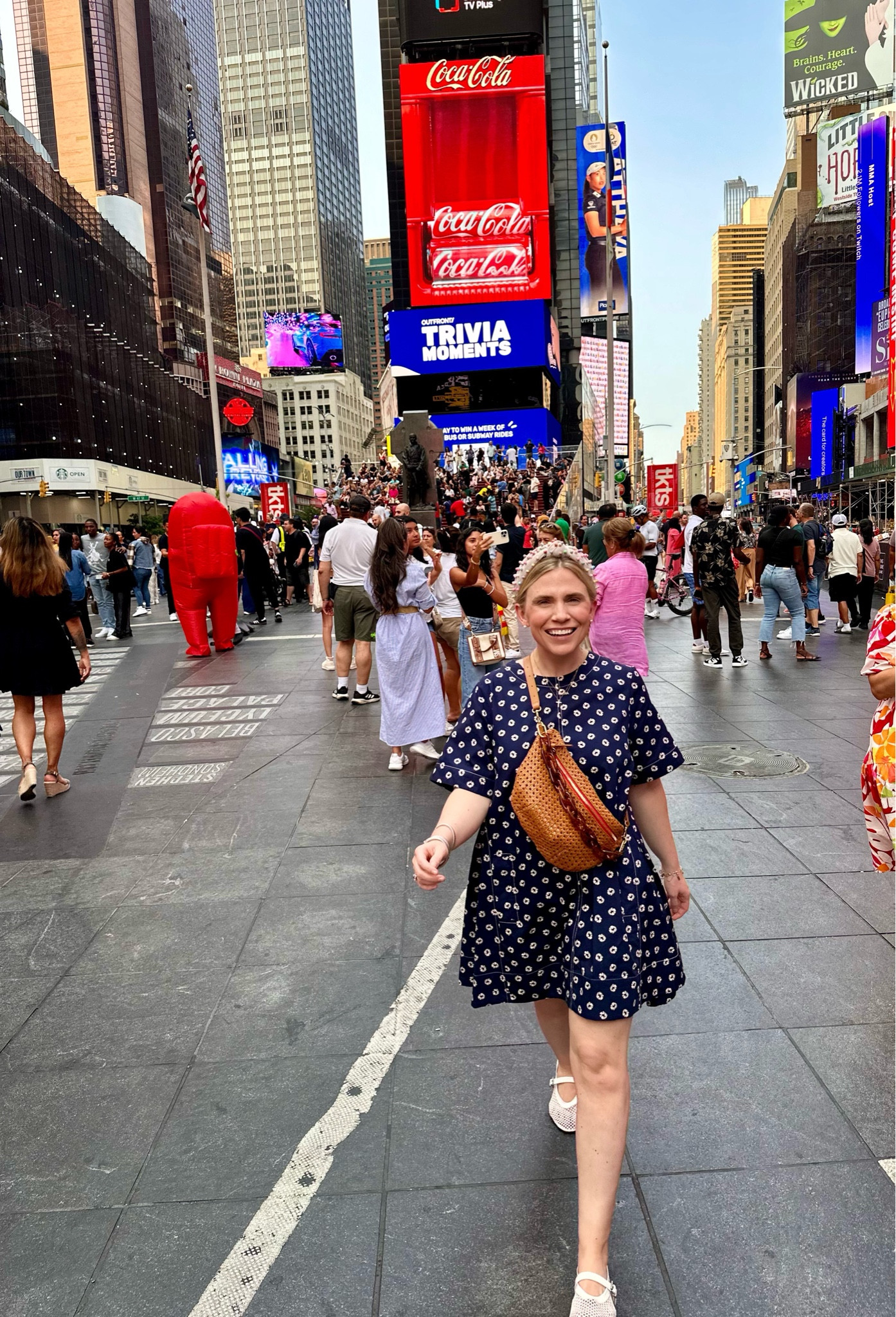 Easy travel outfit with comfy Amazon shoes! Under 60!

#LTKFindsUnder100 #LTKFindsUnder50 #LTKItBag