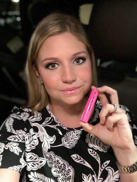 Makeup OTD. Lip of the day. MAC squirt plumping gloss stick in shade Amped (and it’s under $25). Super hydrating and shiny. Great texture. 

Lippie. Pink lipgloss. Lip plumper  

#LTKbeauty #LTKworkwear #LTKparties