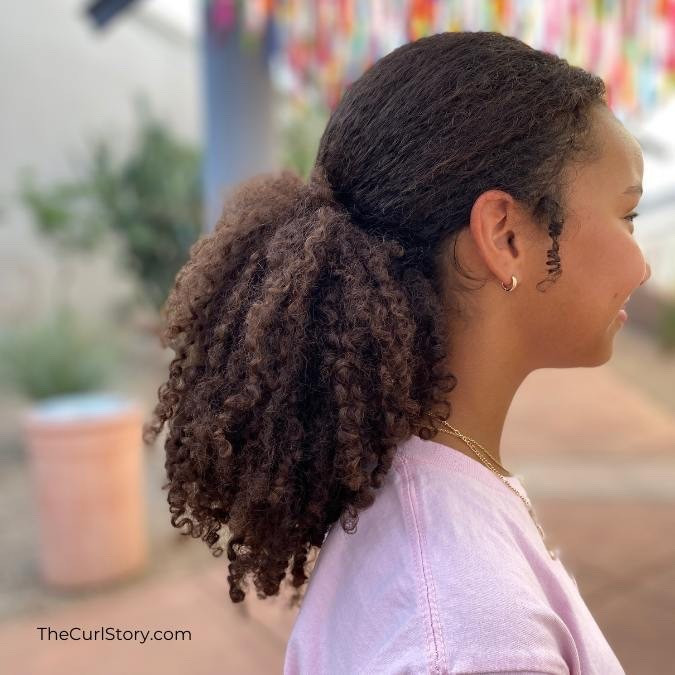 Just an everyday curly ponytail 🩵 Blueberry bliss gel for tight curls. 

#LTKBeauty #LTKStyleTip #LTKFindsUnder50