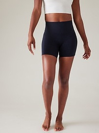 Salutation Stash High Rise 5 Short | Athleta