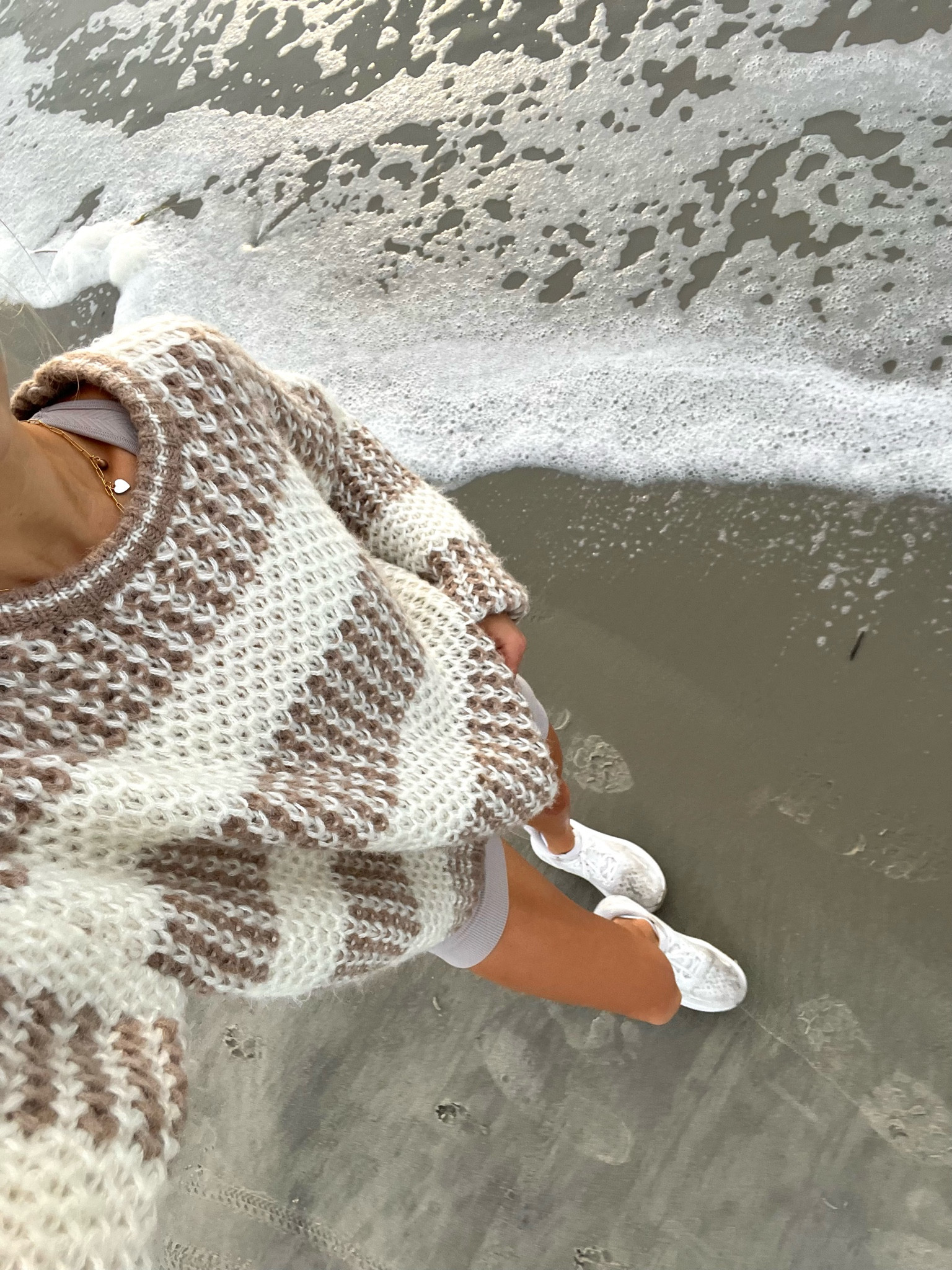 cozy beach walk ootd! the softest sweater yet so breathable!🤎🤍

fall sweater, tan activewear, hgw ootd

#LTKstyletip #LTKfindsunder100 #LTKSeasonal