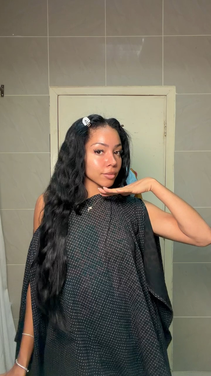 A mini GRWM 🖤🔗

#LTKgrwm #LTKBeauty