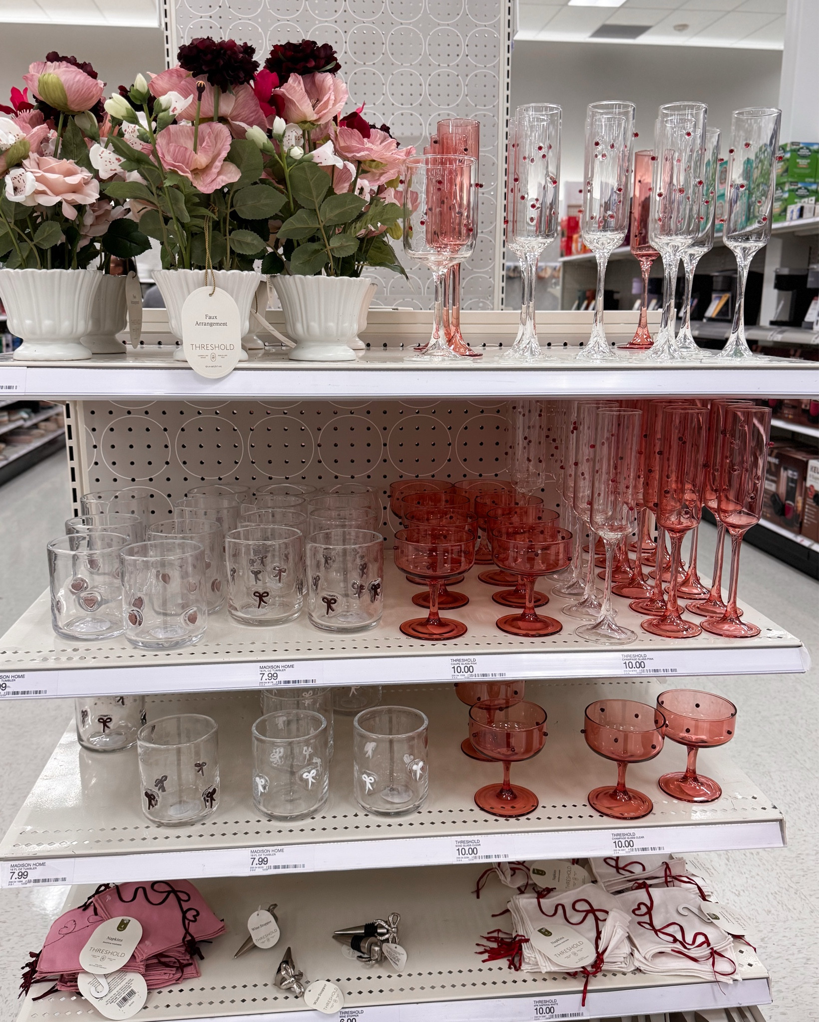 Valentines Day kitten finds❤️

target home decor, target Valentine’s Day, new at target 

#LTKSeasonal #LTKHome #LTKFindsUnder50