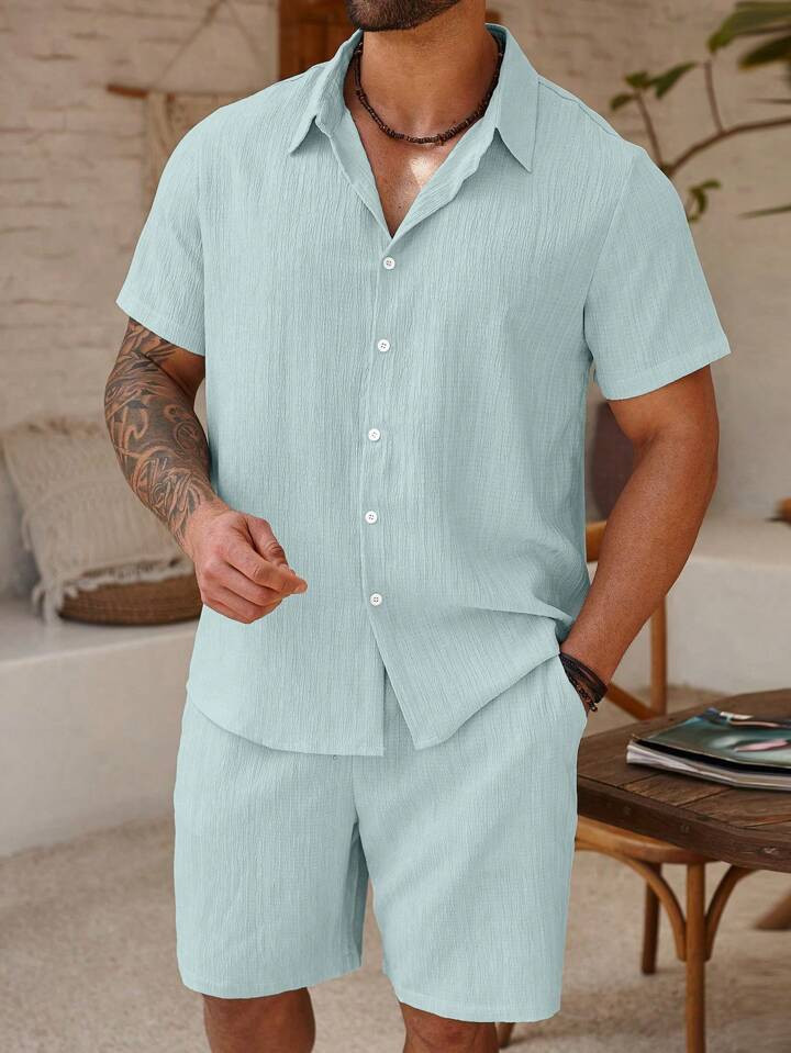ResortEase Plus Size Men's Solid Color Button Front Short Sleeve Shirt And Pocketed Shorts Set | SHEIN