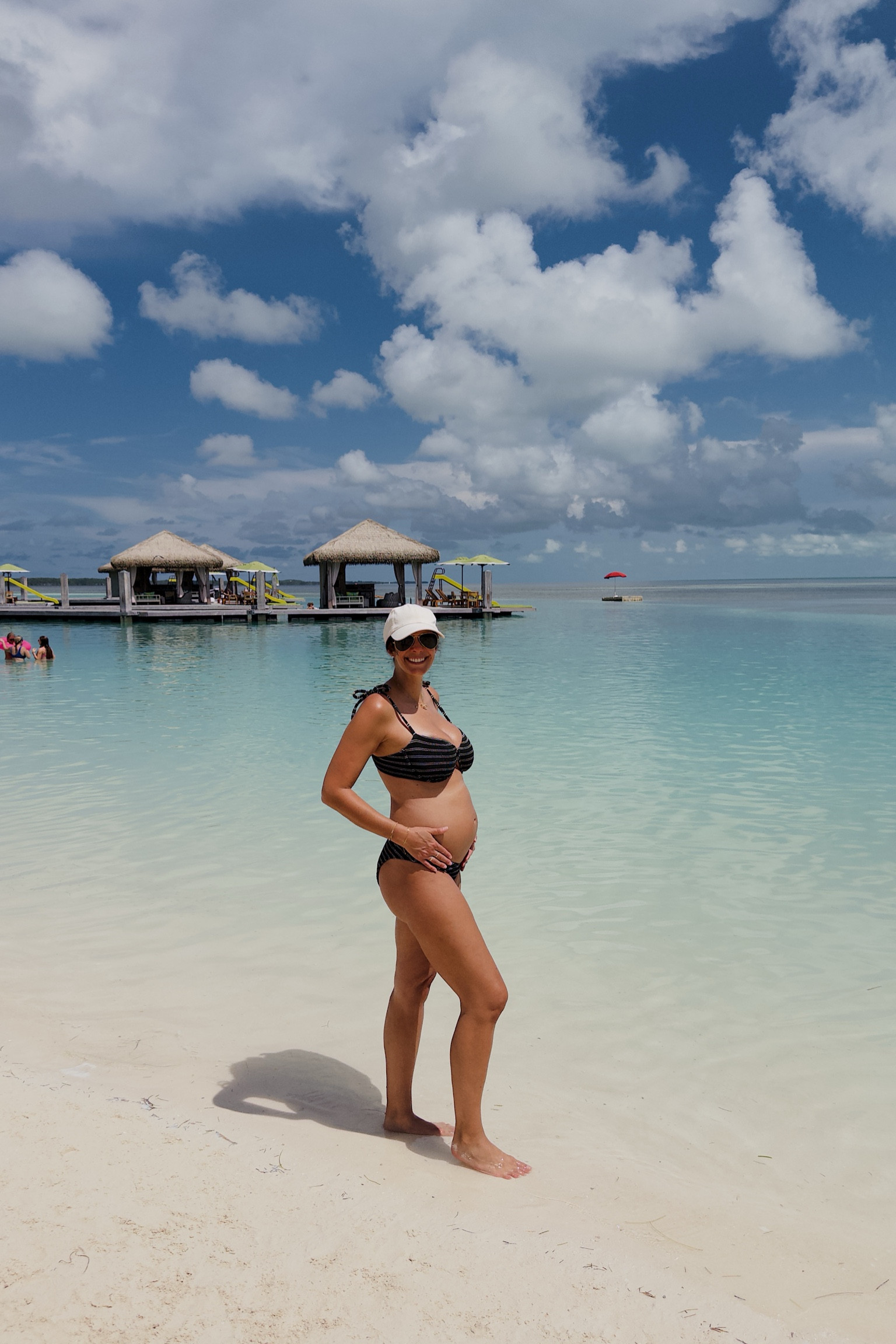 Belly Bumpin in the Bahamas 🤰🏻🩵

#bikini #swimsuit #bumpfriendly #abercrombie 

#LTKBump #LTKSwim #LTKFindsUnder100
