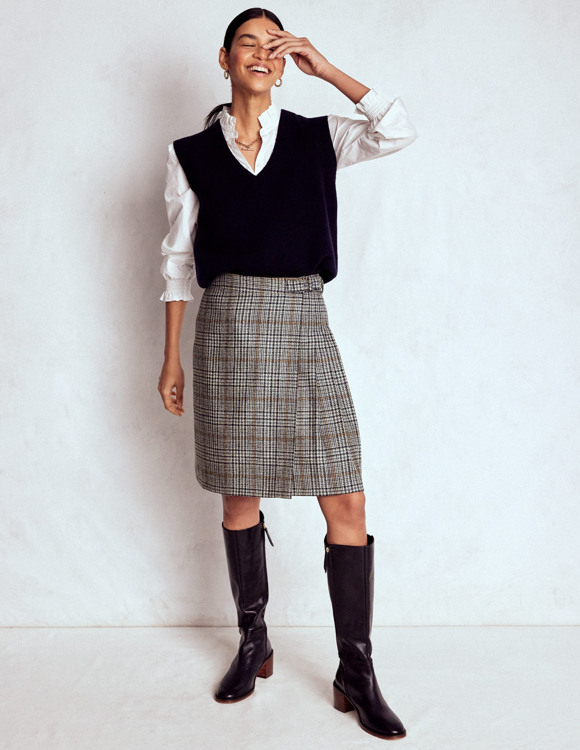 Helen Wool Kilt Skirt-Blue and Grey Prince of Wales | Boden UK